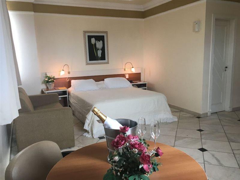 Tamareiras Park Hotel Uberaba Exteriör bild
