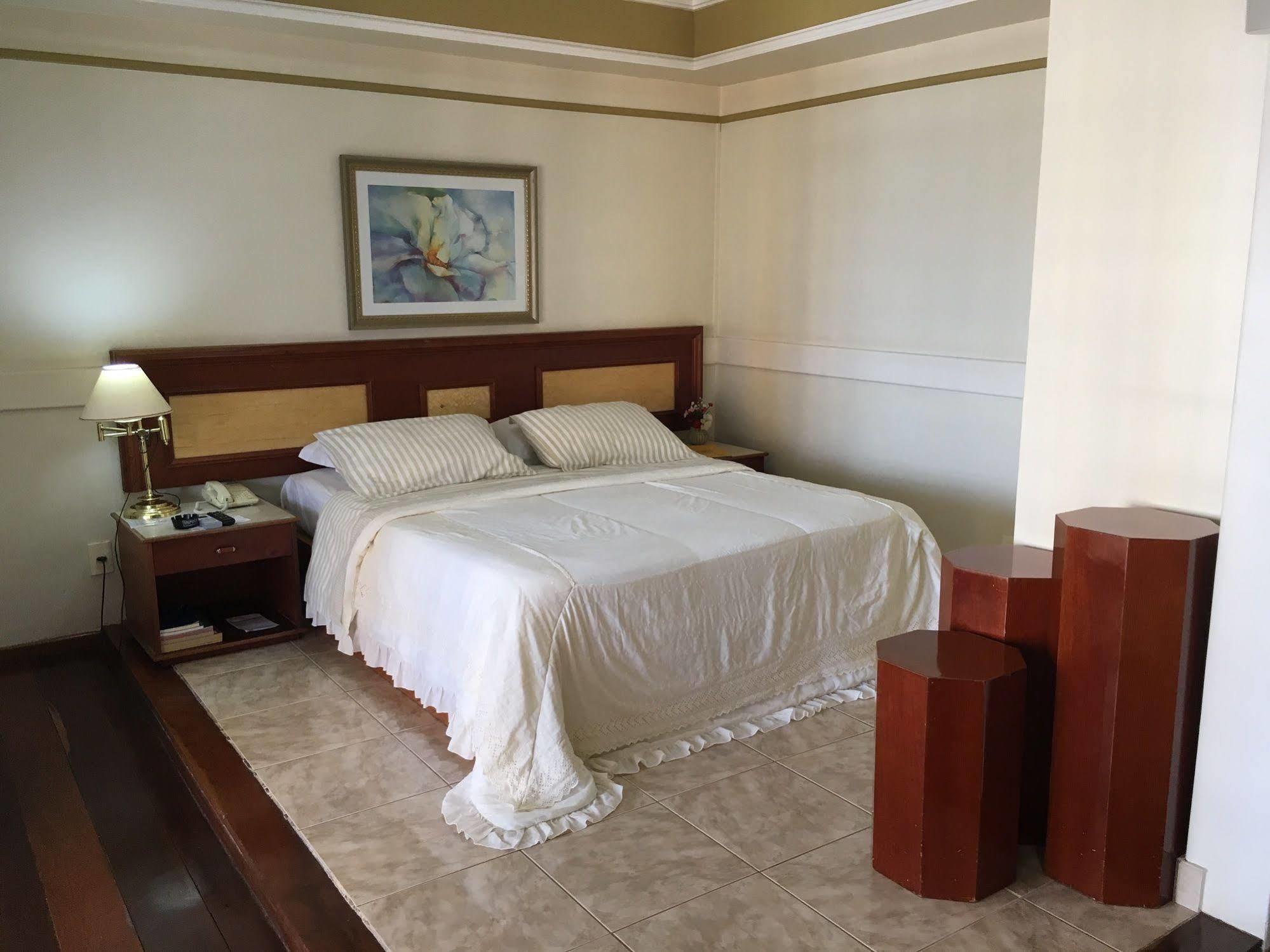Tamareiras Park Hotel Uberaba Exteriör bild